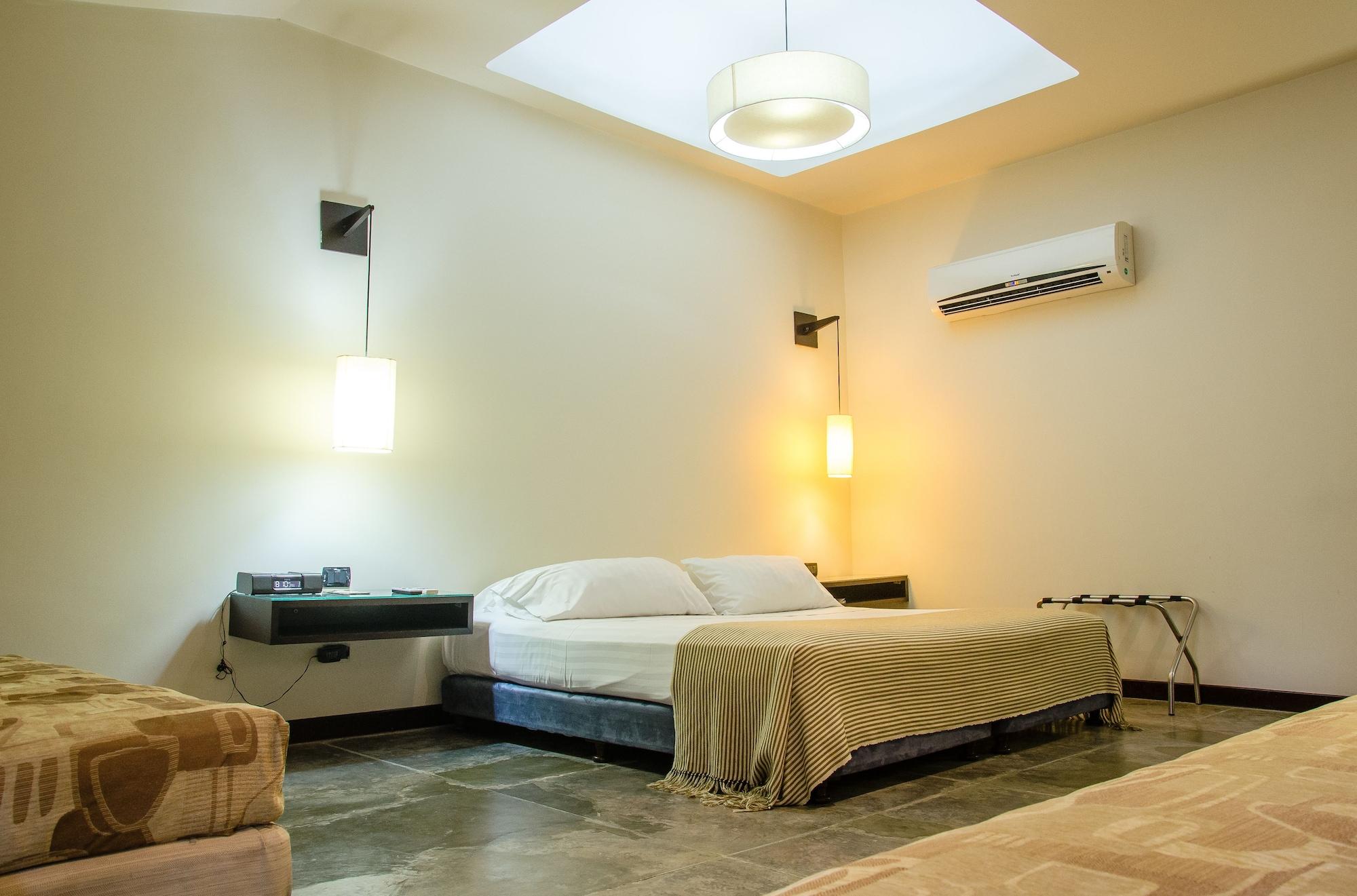 Hotel Santorini Express Y Cabanas Σάντα Μάρτα Εξωτερικό φωτογραφία